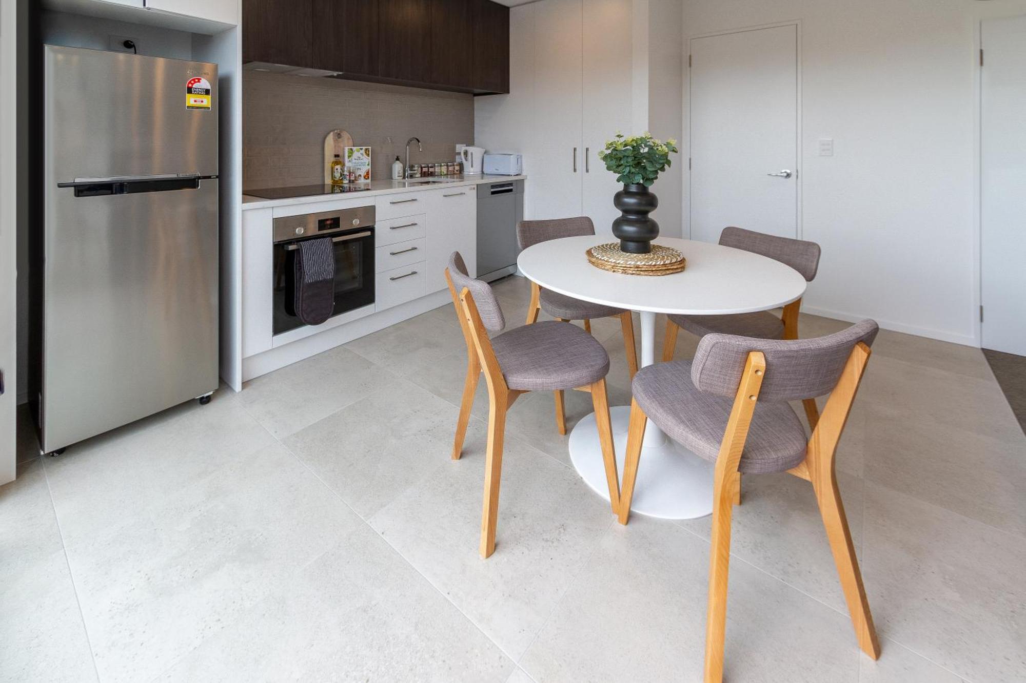 2Br Townhouse: Cosy, Close To City, Car Park Christchurch Exteriör bild