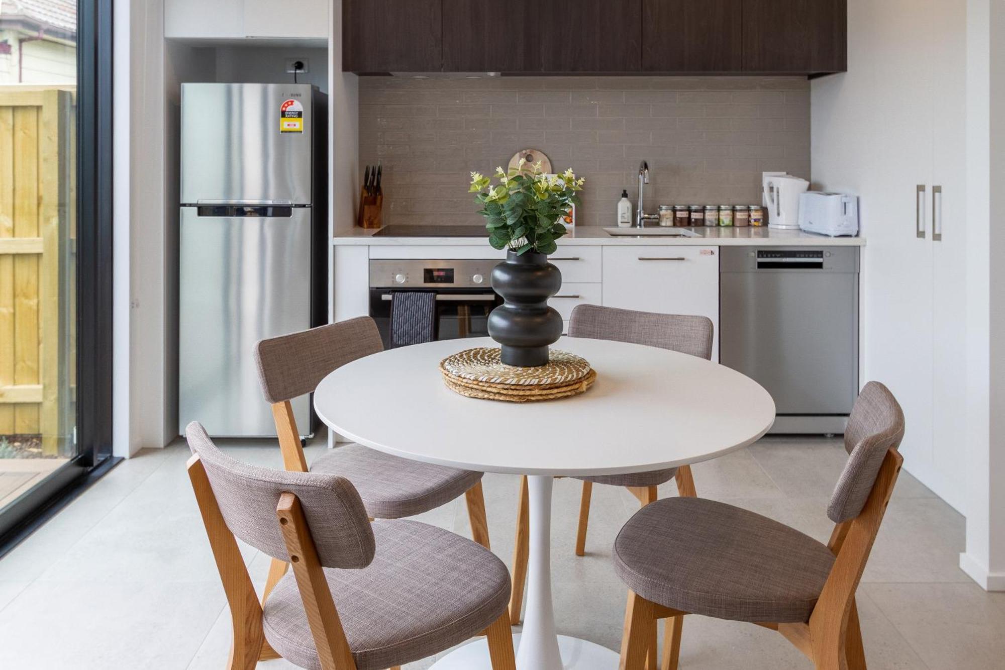 2Br Townhouse: Cosy, Close To City, Car Park Christchurch Exteriör bild